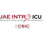 Palabras en color rojo, con estilo de letra del CSIC que dice: JAE INTRO ICU - Becas de Introducción a la Investigación